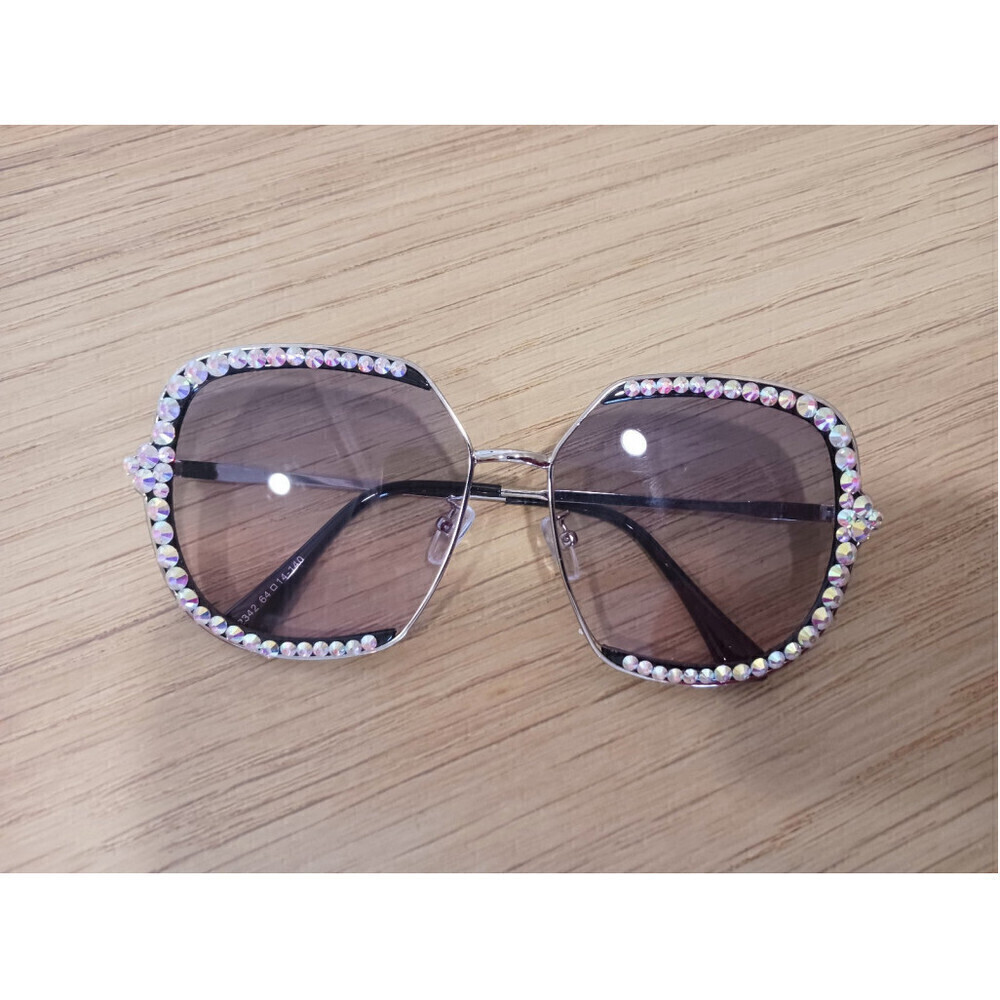 Decorative Framed Sunglasses In Light Gray